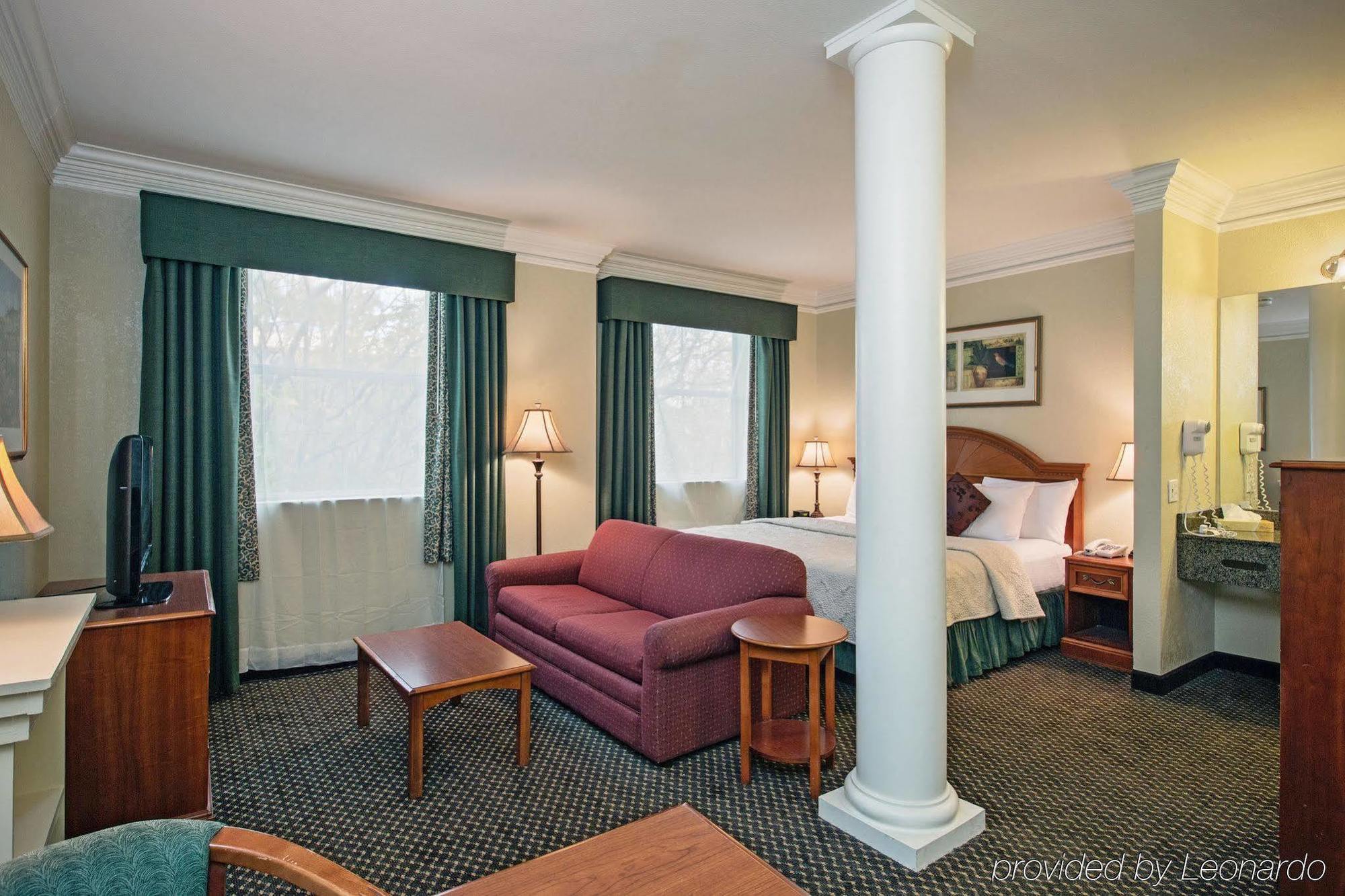 Spark By Hilton Lafayette South Екстер'єр фото
